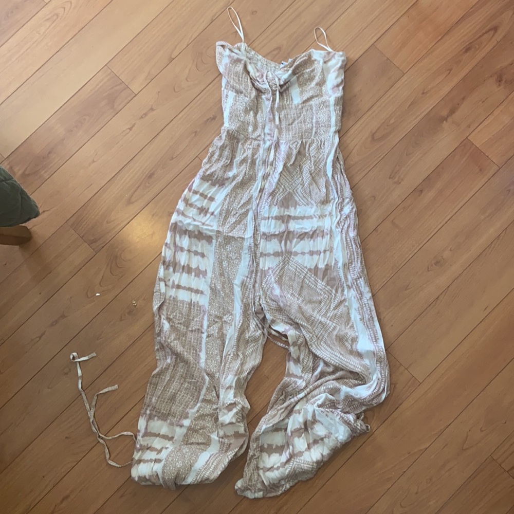 Super cute jumpsuit - Picture 3 of 5